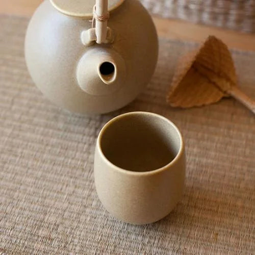 テッシュ 湯呑 tish cup