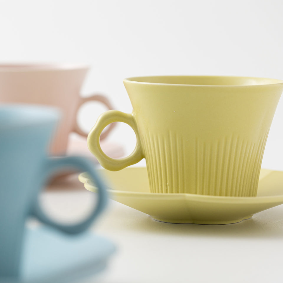 KUKKA Flower shape cup & saucer