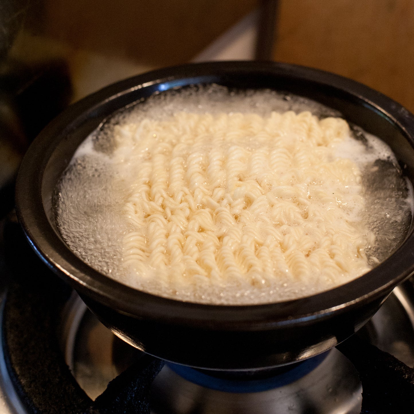 スタックヌードル 蓋付 stuck noodle stuck noodle with rid 4th-market