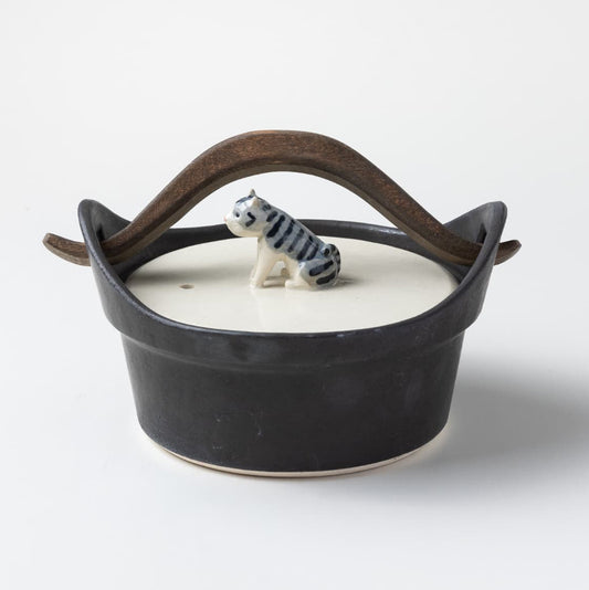 牧田亮　猫土鍋　cat rid wood handle ceramic stew pot