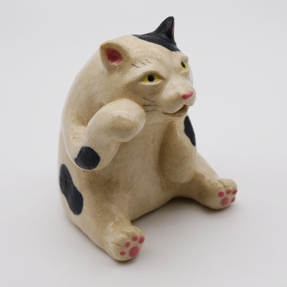 【ま工房　牧田亮】　招き猫 座布団付き｜Makobo Studio Makoto Makita – Lucky Cat Figurine with Cushion｜Ma工房 牧田亮 陶瓷招財貓 附坐墊