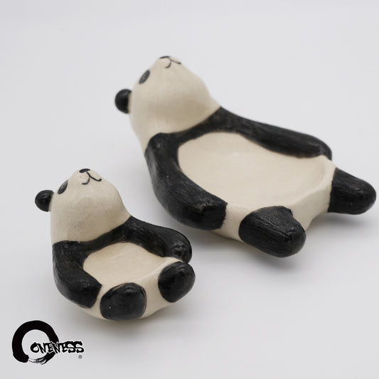 【ま工房　牧田亮】　親子パンダ皿　豆皿 ｜Makobo Studio Makoto Makita – Parent & Baby Panda Dish – Small Plate｜Ma工房 牧田亮 親子熊貓小皿／豆皿